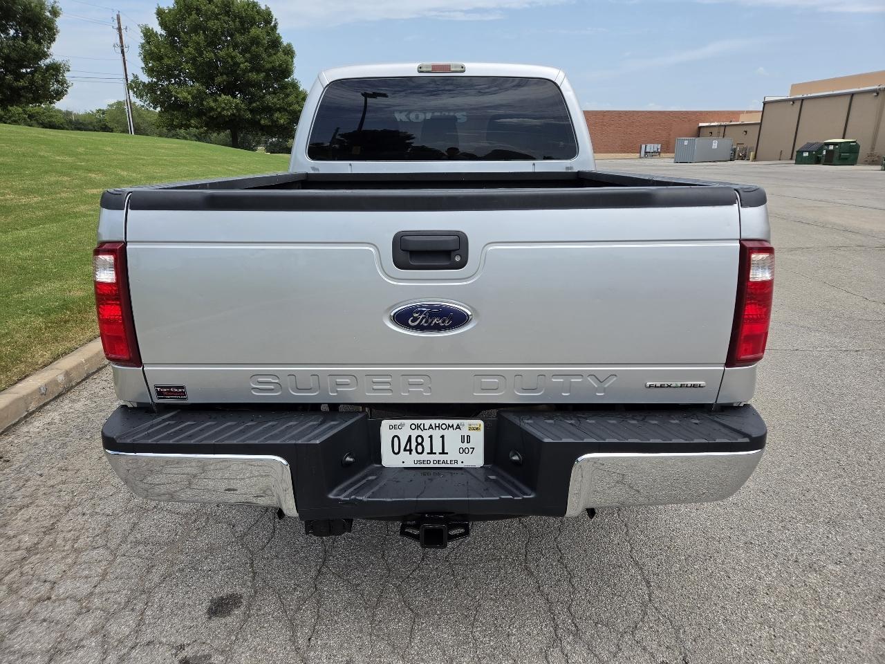 Ford Super Duty F-250 SRW 4WD Crew Cab 156" XL 2016