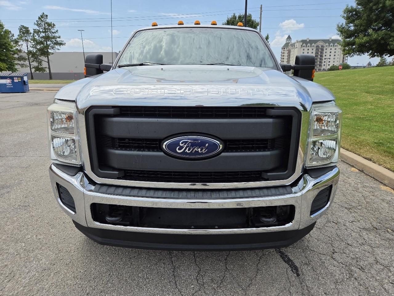 Ford Super Duty F-250 SRW 4WD Crew Cab 156" XL 2016
