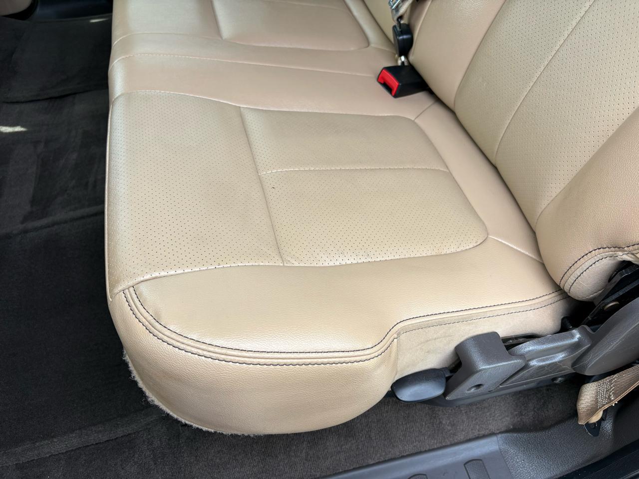 Ford Super Duty F-350 DRW 4WD Crew Cab 172" Lariat 2013