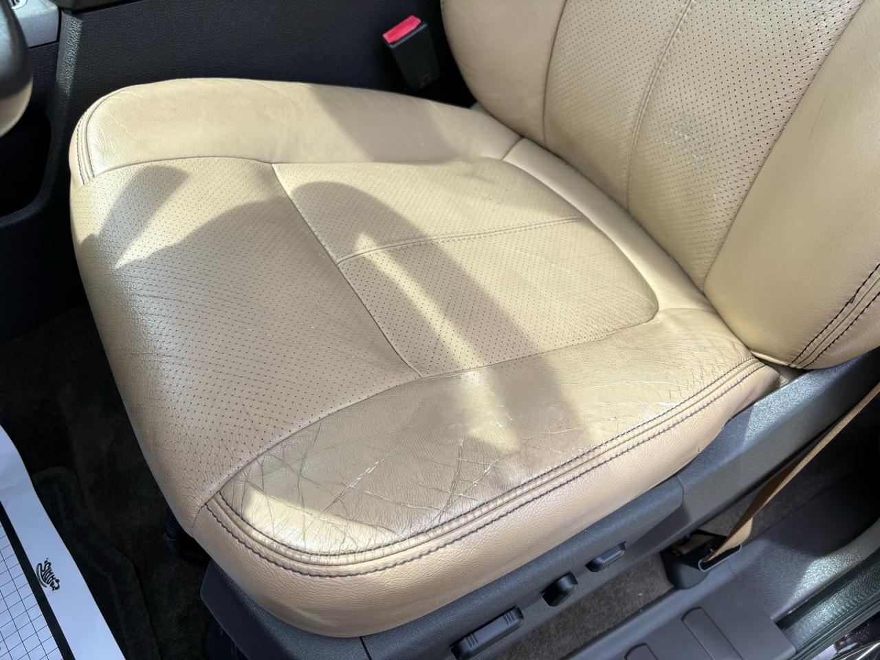 Ford Super Duty F-350 DRW 4WD Crew Cab 172" Lariat 2013