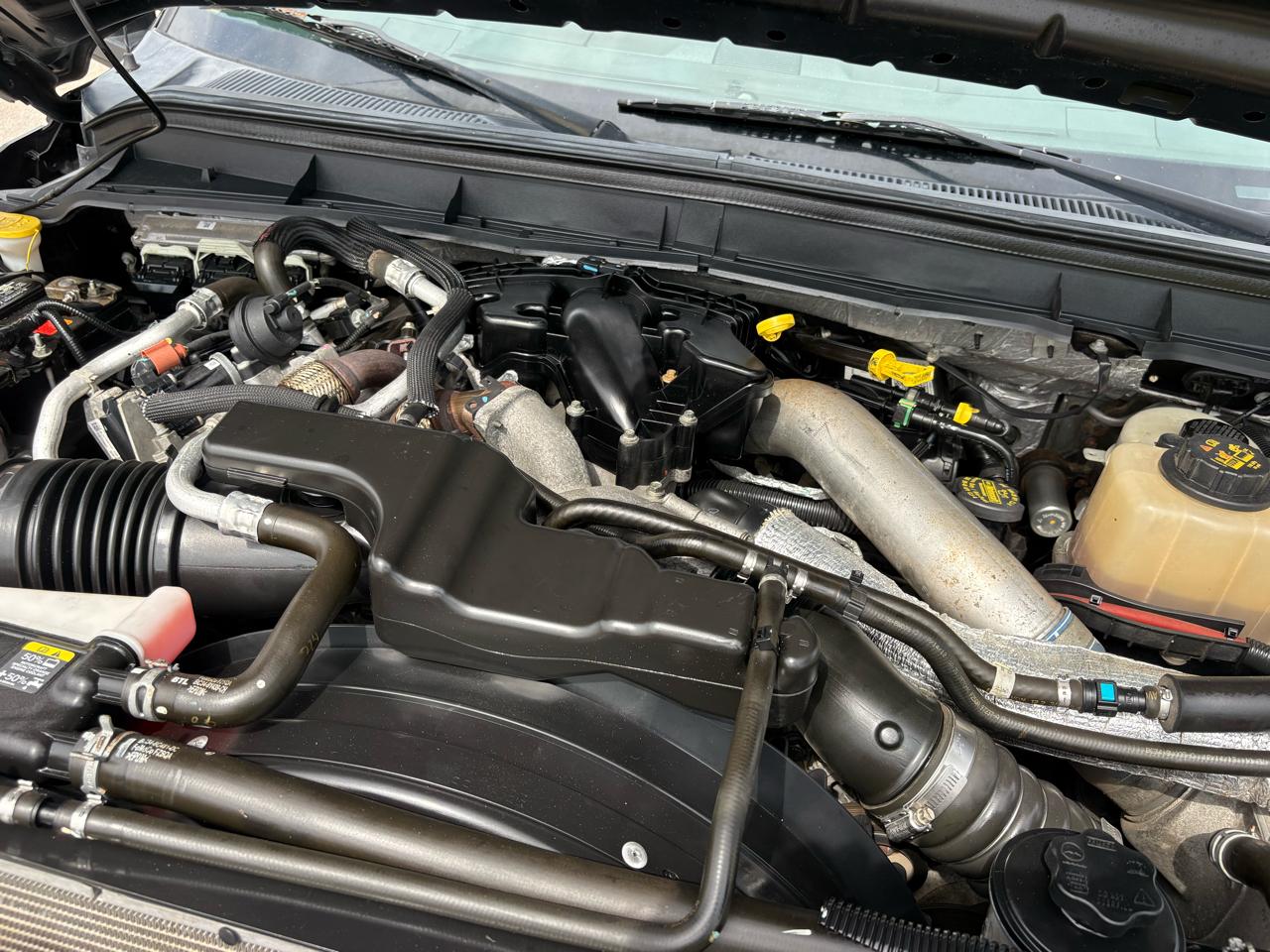 Ford Super Duty F-350 DRW 4WD Crew Cab 172" Lariat 2013