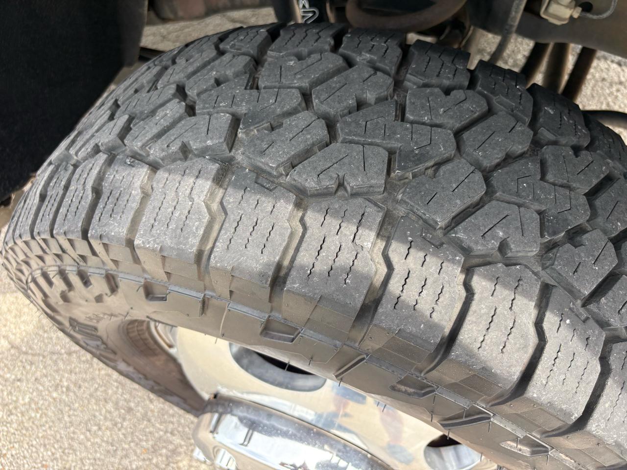 Ford Super Duty F-350 DRW 4WD Crew Cab 172" Lariat 2013