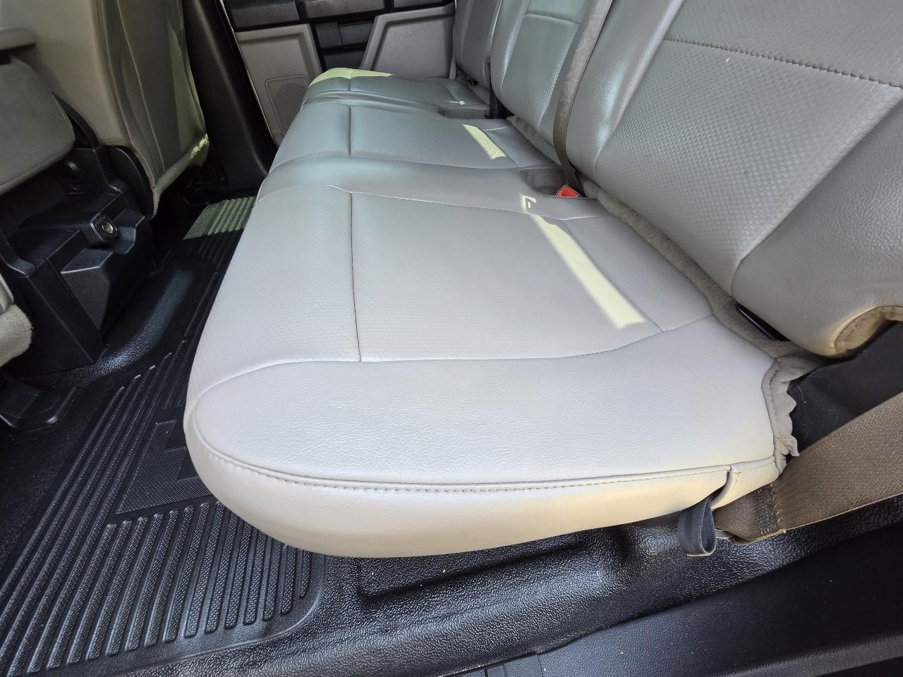 Ford Super Duty F-250 SRW XL 4WD Crew Cab 8' Box 2019