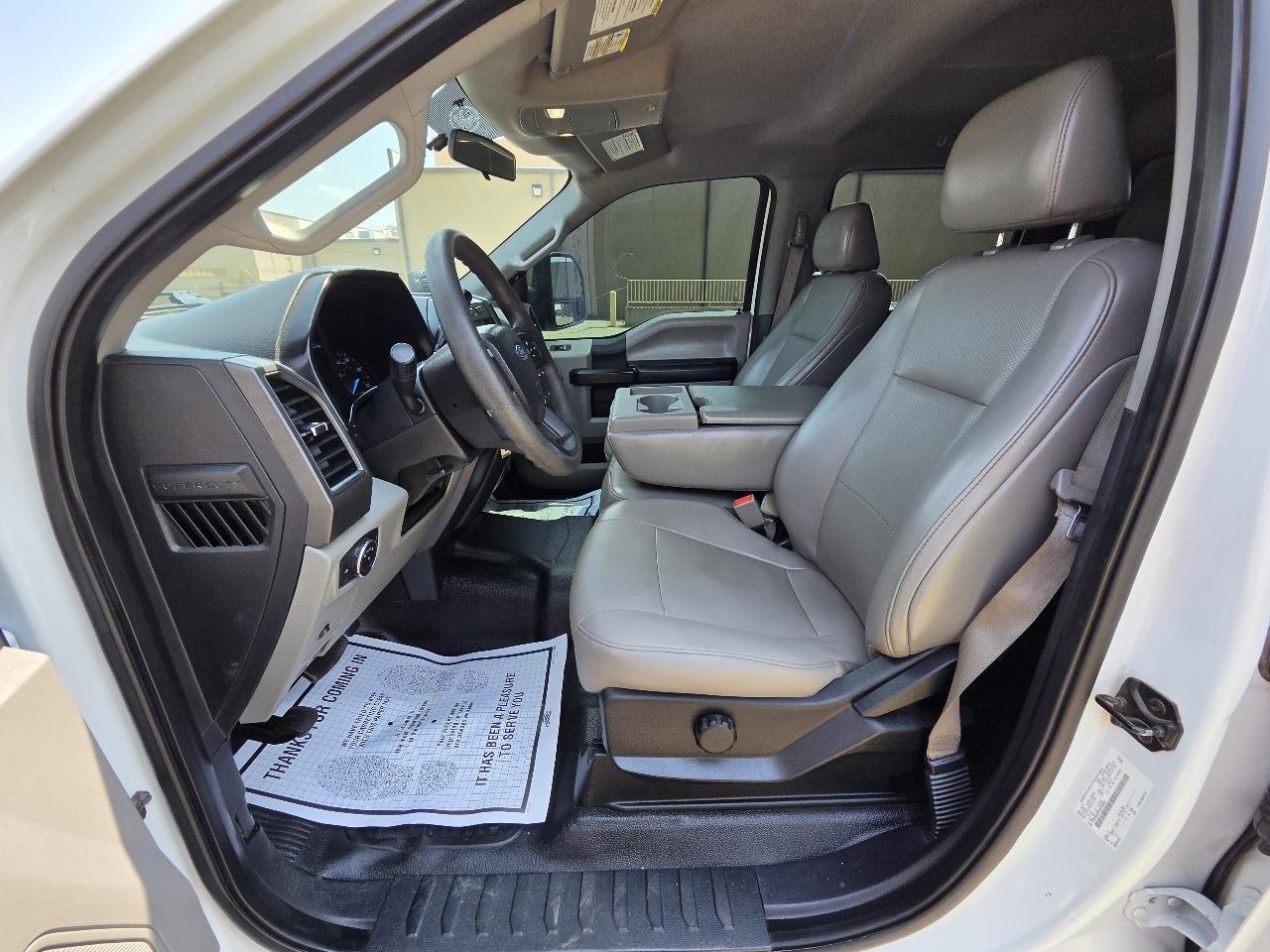 Ford Super Duty F-250 SRW XL 4WD Crew Cab 8' Box 2019