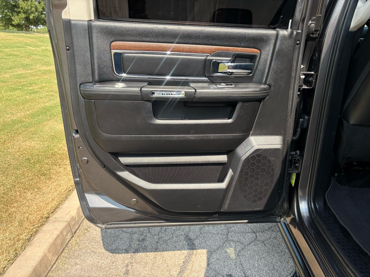 RAM 2500 4WD Crew Cab 149" Laramie 2016