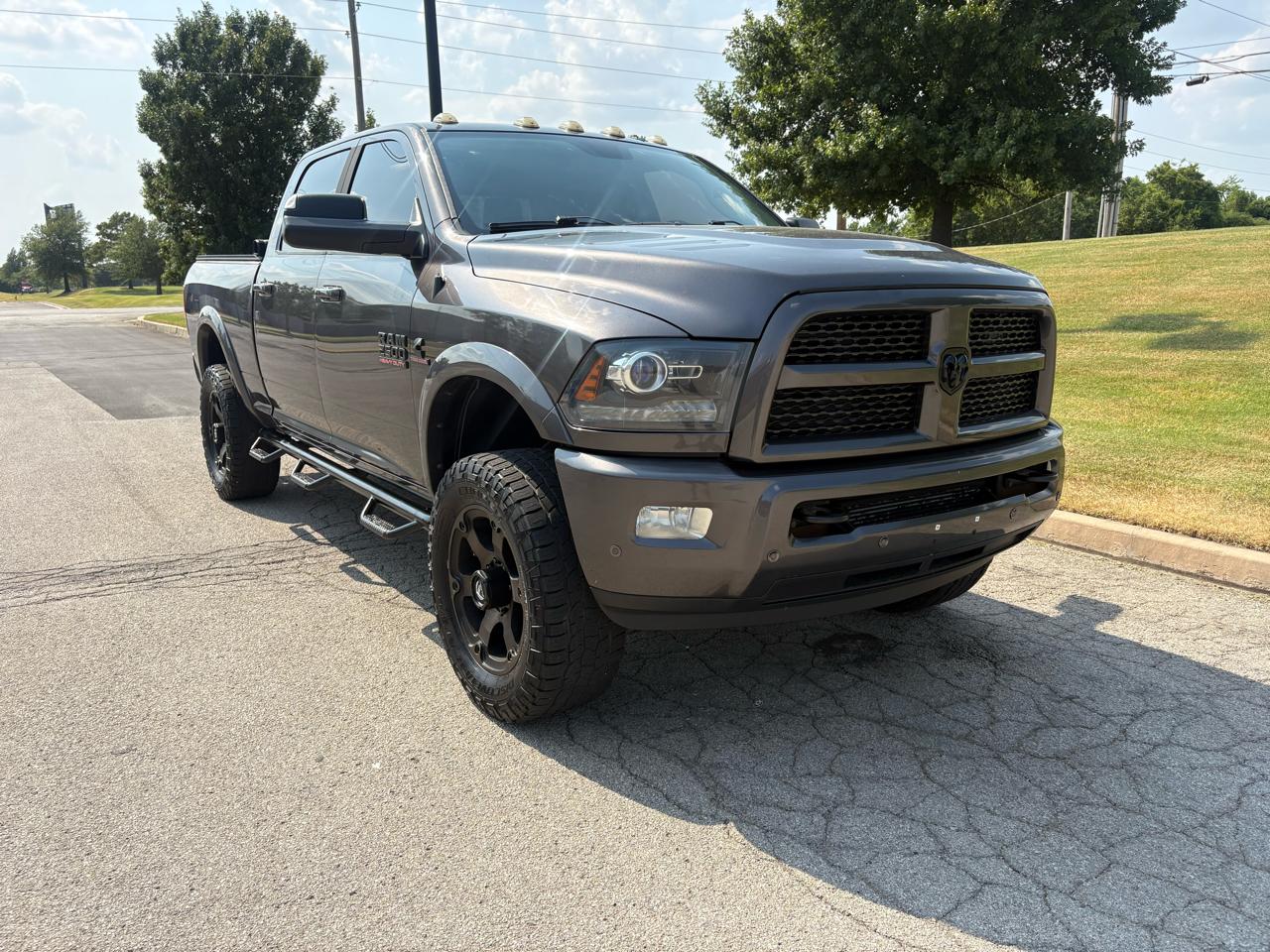 2016 RAM 2500 4WD Crew Cab 149" Laramie