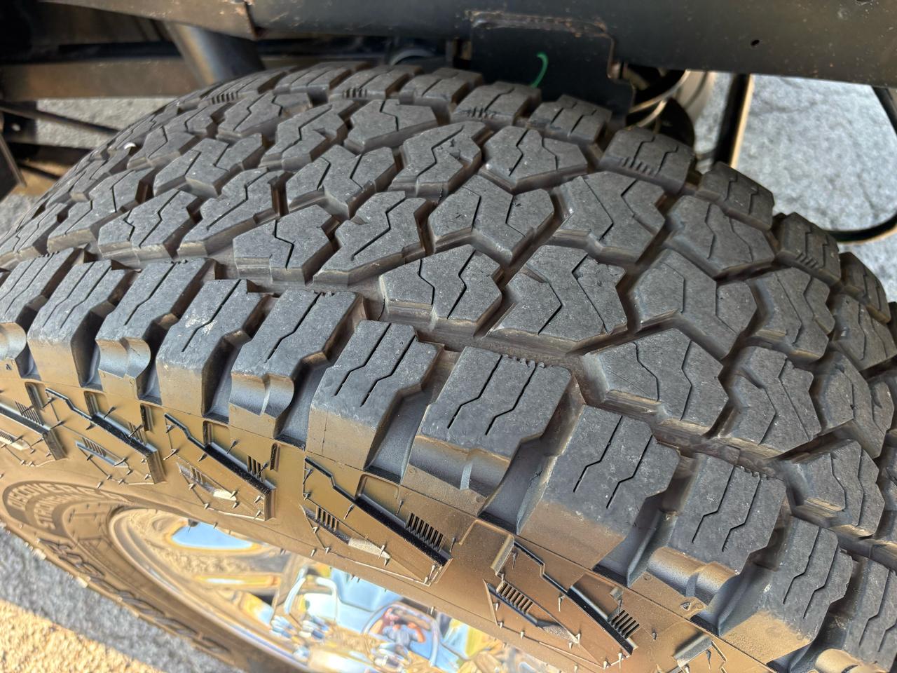 RAM 2500 Tradesman 4x4 Crew Cab 6'4" Box 2023