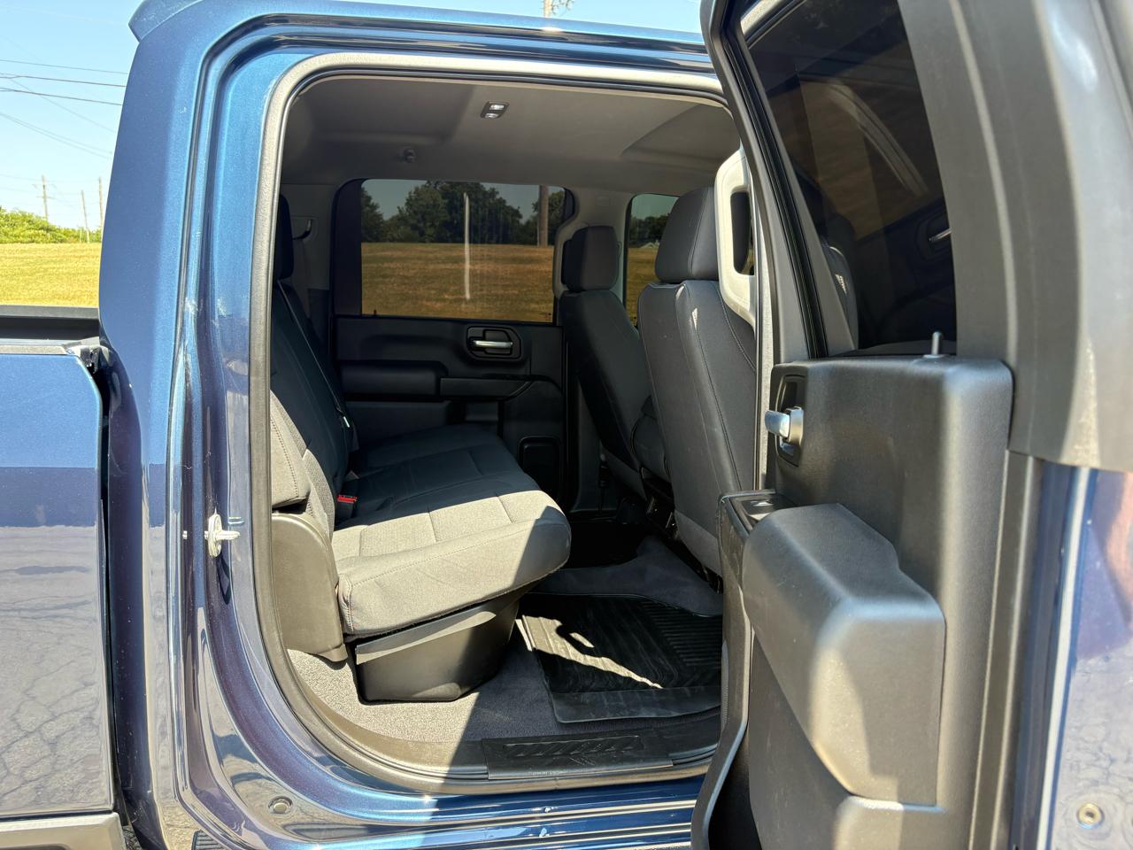 Chevrolet Silverado 2500HD 4WD Crew Cab 159" Custom 2021