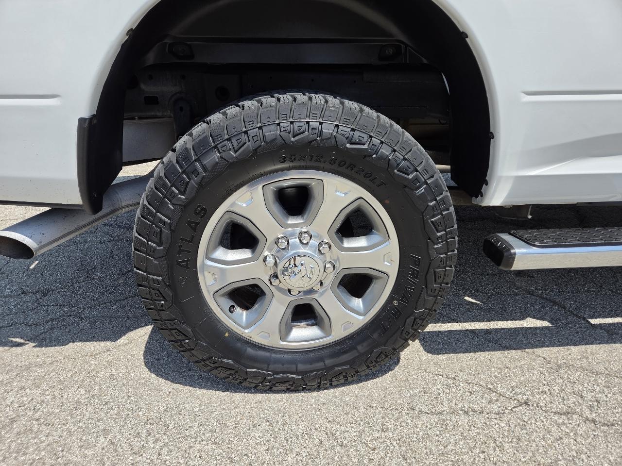 RAM 2500 Big Horn 4x4 Crew Cab 6'4" Box 2018