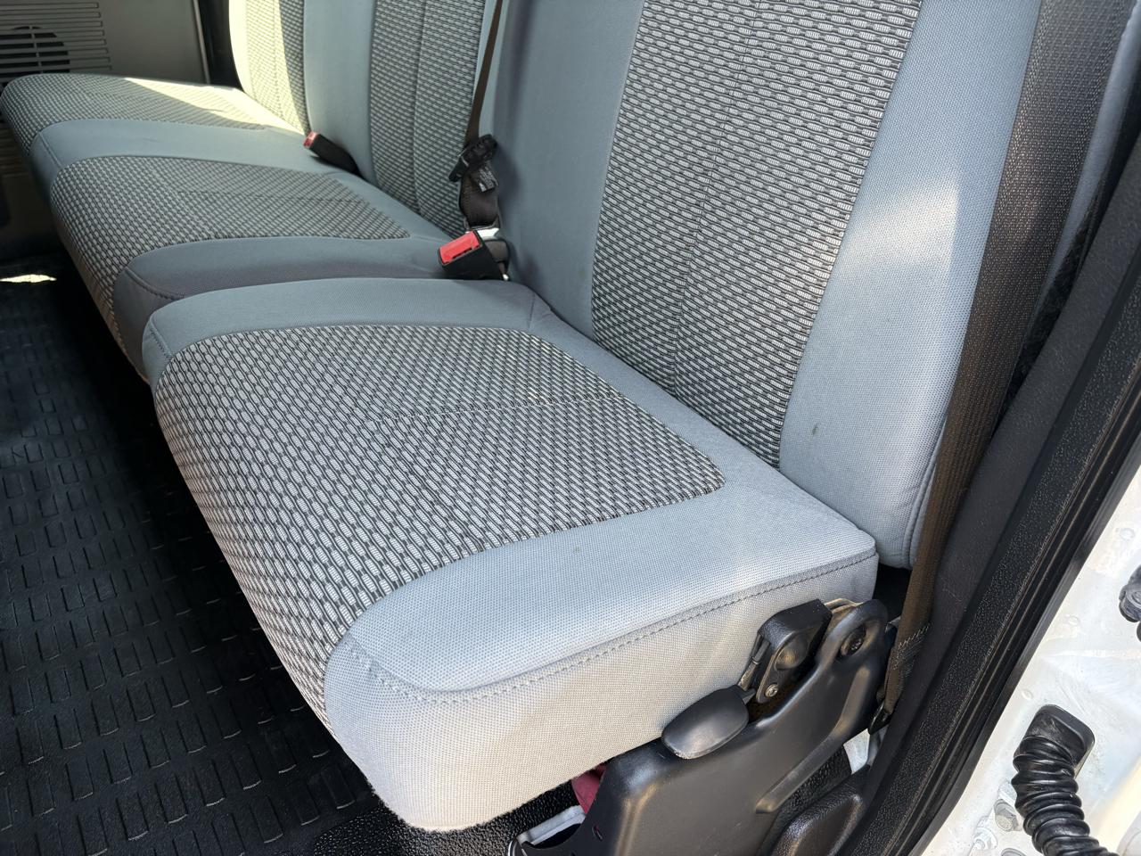 Ford Super Duty F-350 DRW 4WD SuperCab 158" XL 2015