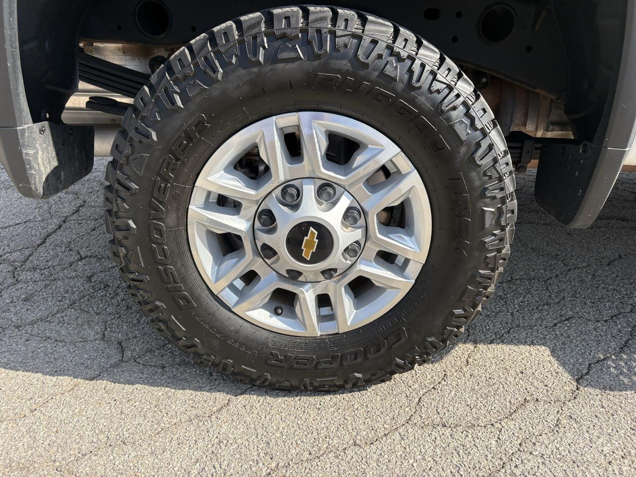 Chevrolet Silverado 2500HD 4WD Crew Cab 159" LT 2023
