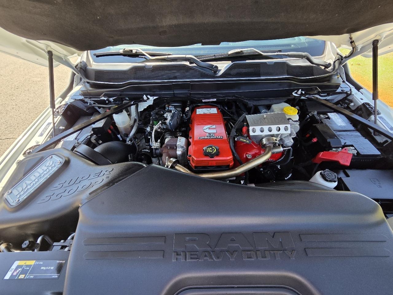 RAM 3500 Big Horn 4x4 Crew Cab 8' Box 2022