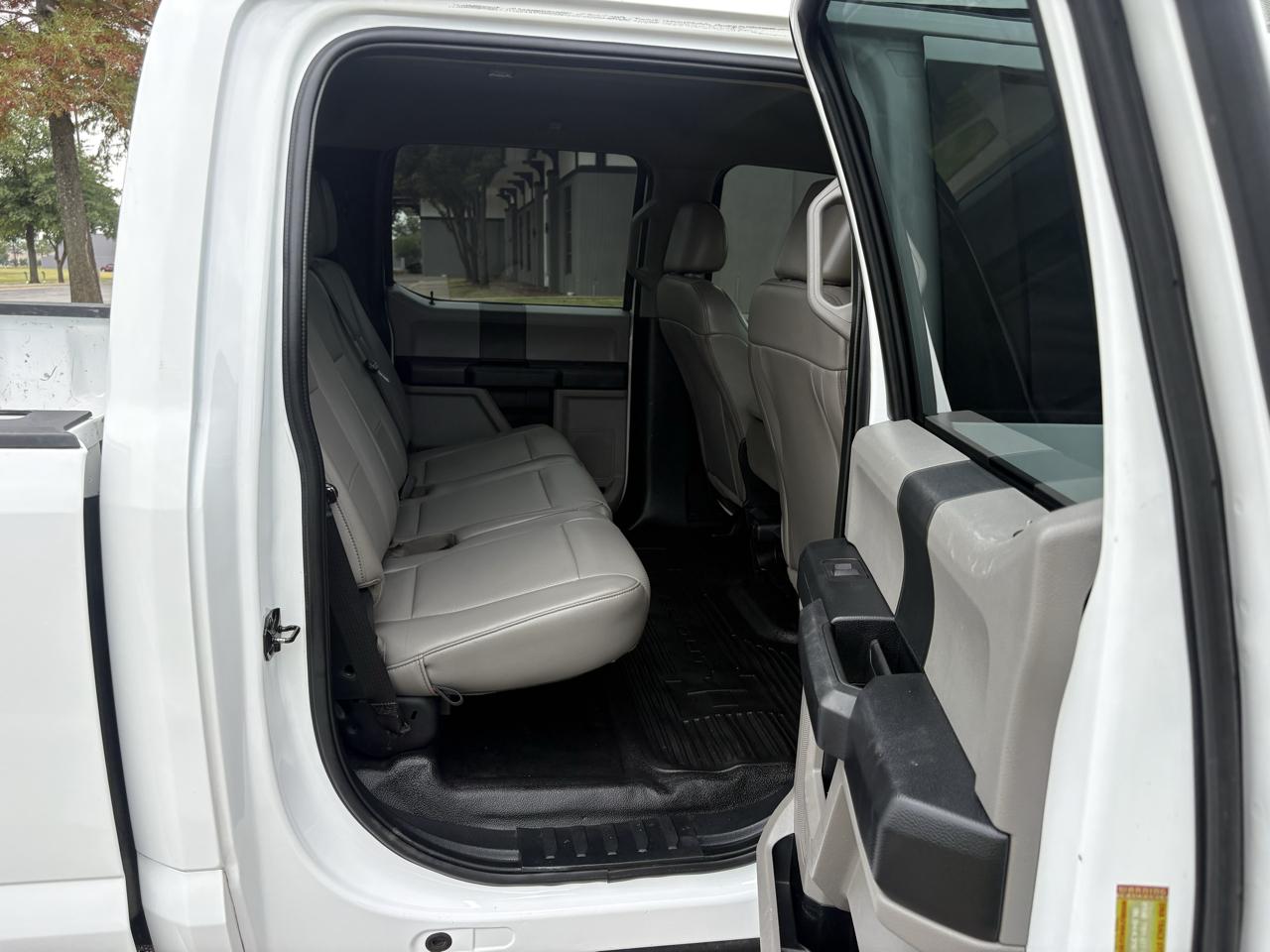 Ford Super Duty F-350 SRW XL 4WD Crew Cab 8' Box 2021