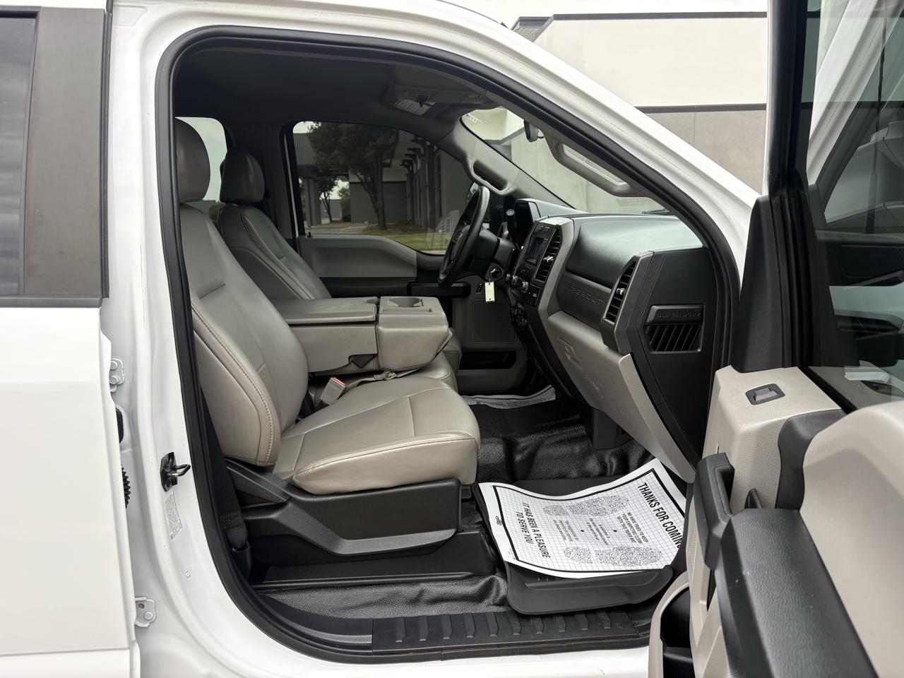 Ford Super Duty F-350 SRW XL 4WD Crew Cab 8' Box 2021