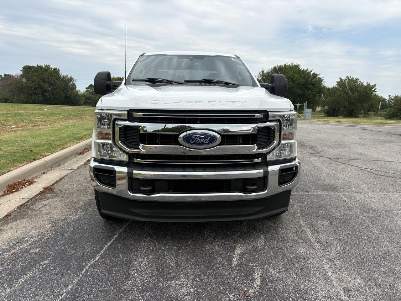 Ford Super Duty F-350 SRW XL 4WD Crew Cab 8' Box 2021