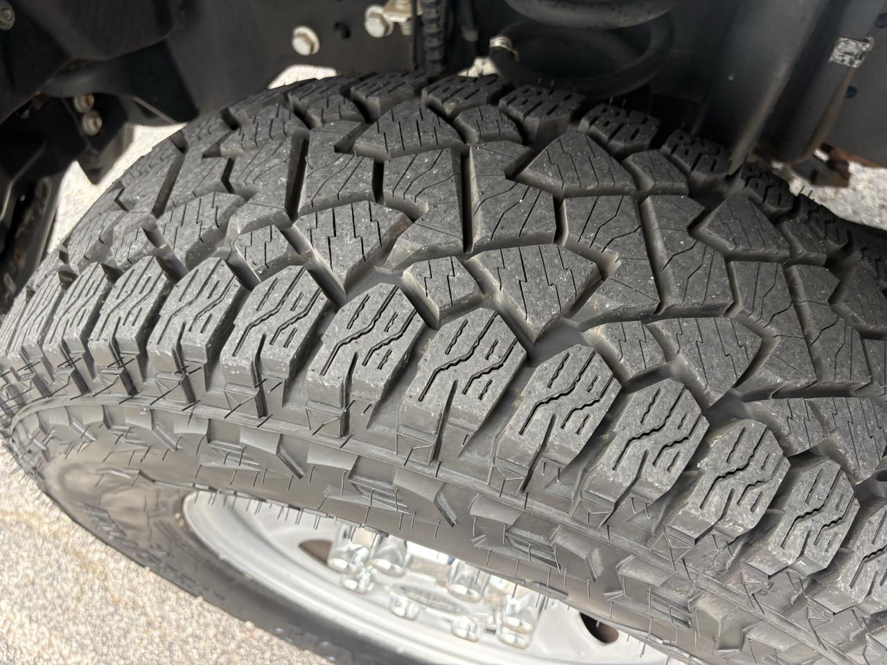 Ford Super Duty F-350 SRW XL 4WD Crew Cab 8' Box 2021