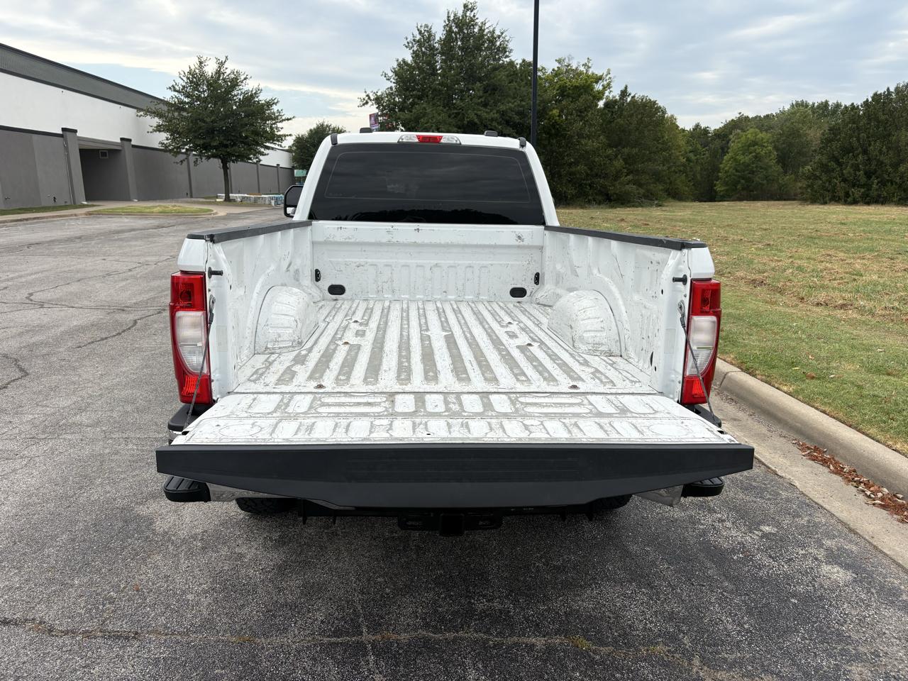 Ford Super Duty F-350 SRW XL 4WD Crew Cab 8' Box 2021