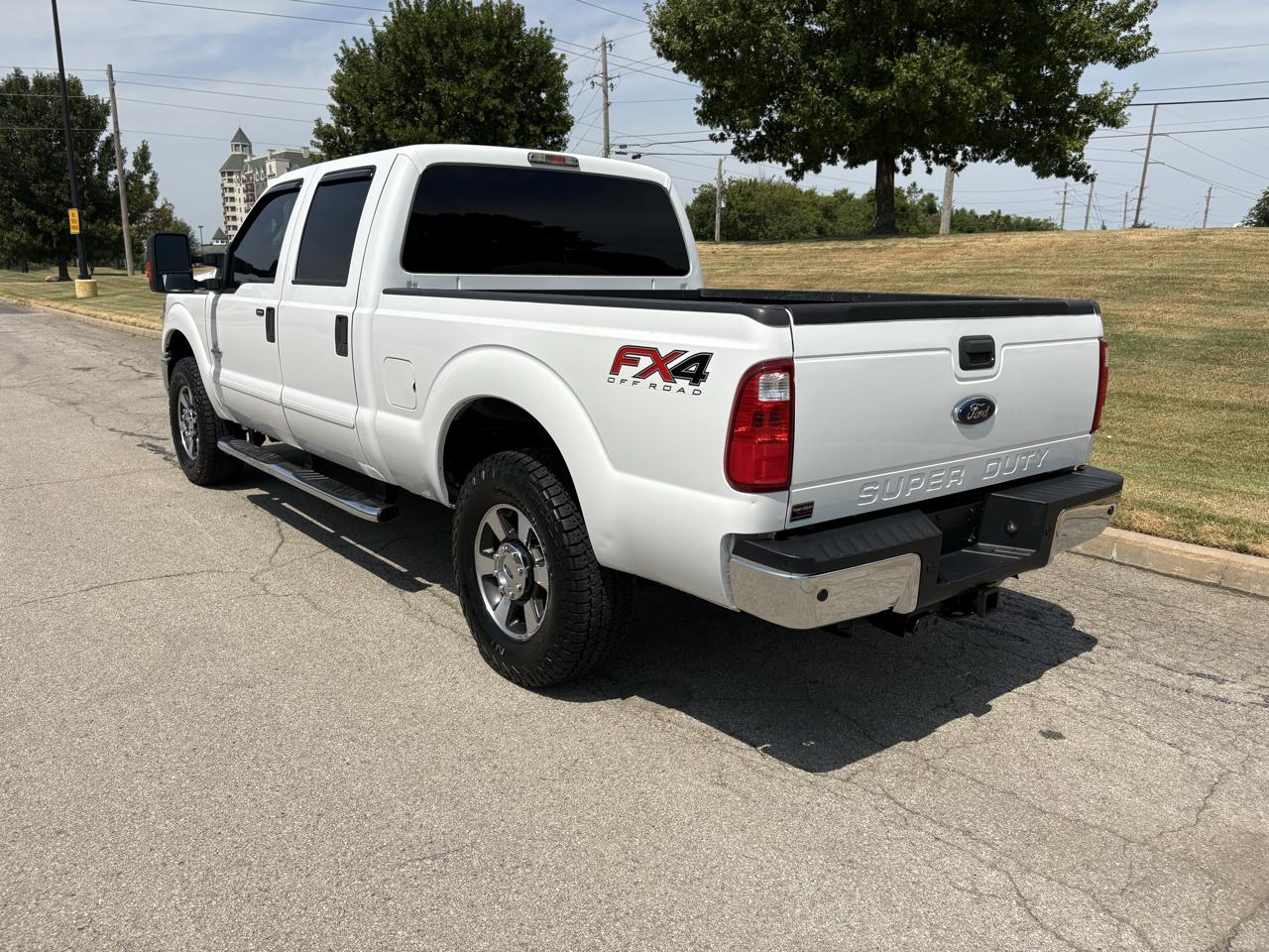 Ford Super Duty F-250 SRW 4WD Crew Cab 156" XLT 2016