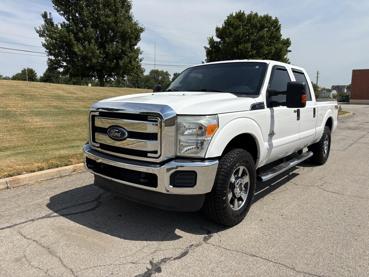 Ford Super Duty F-250 SRW 4WD Crew Cab 156" XLT 2016
