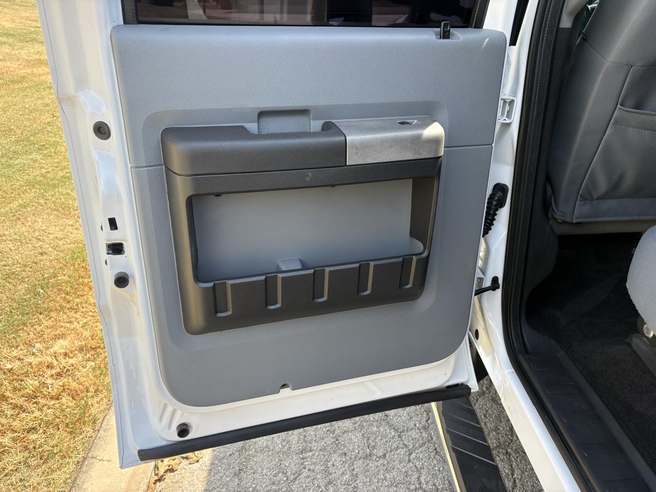 Ford Super Duty F-250 SRW 4WD Crew Cab 156" XLT 2016