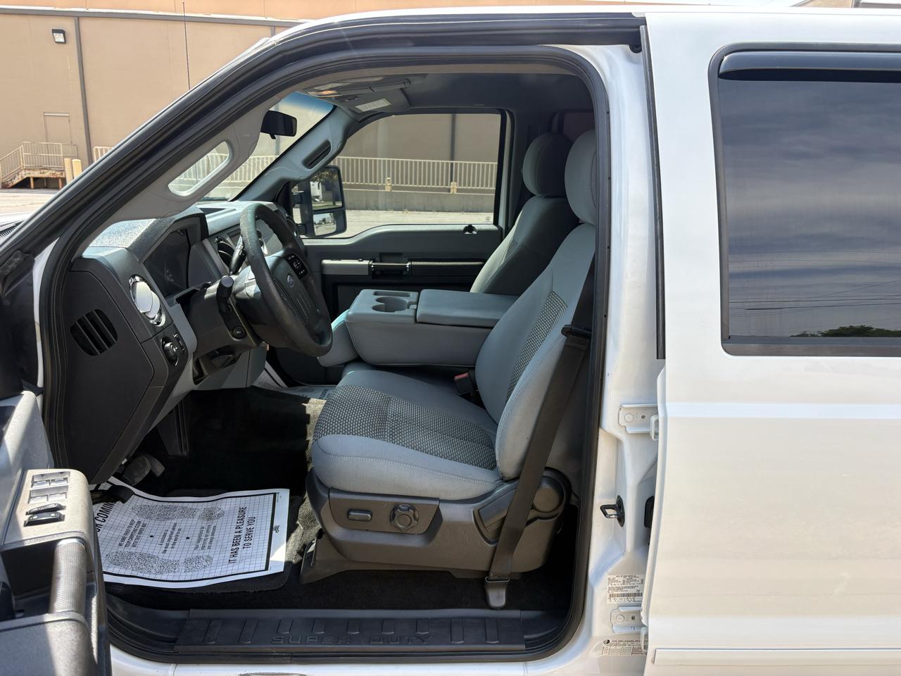 Ford Super Duty F-250 SRW 4WD Crew Cab 156" XLT 2016