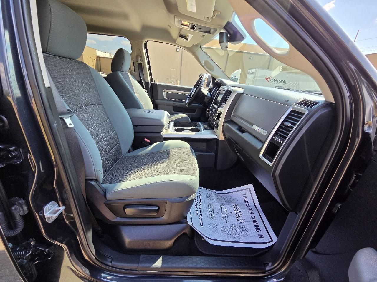 RAM 2500 Lone Star 4x4 Crew Cab 6'4" Box 2017