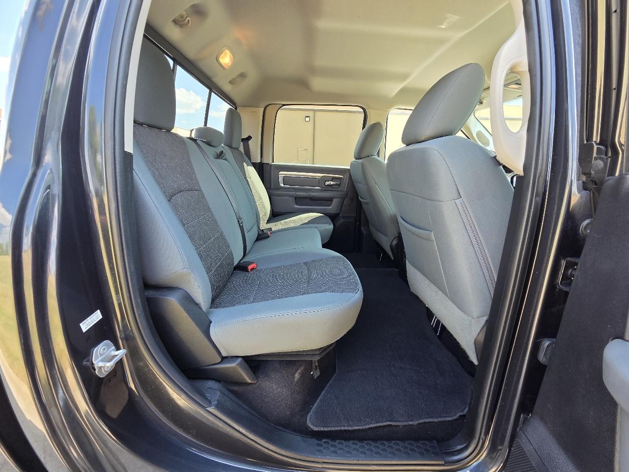RAM 2500 Lone Star 4x4 Crew Cab 6'4" Box 2017