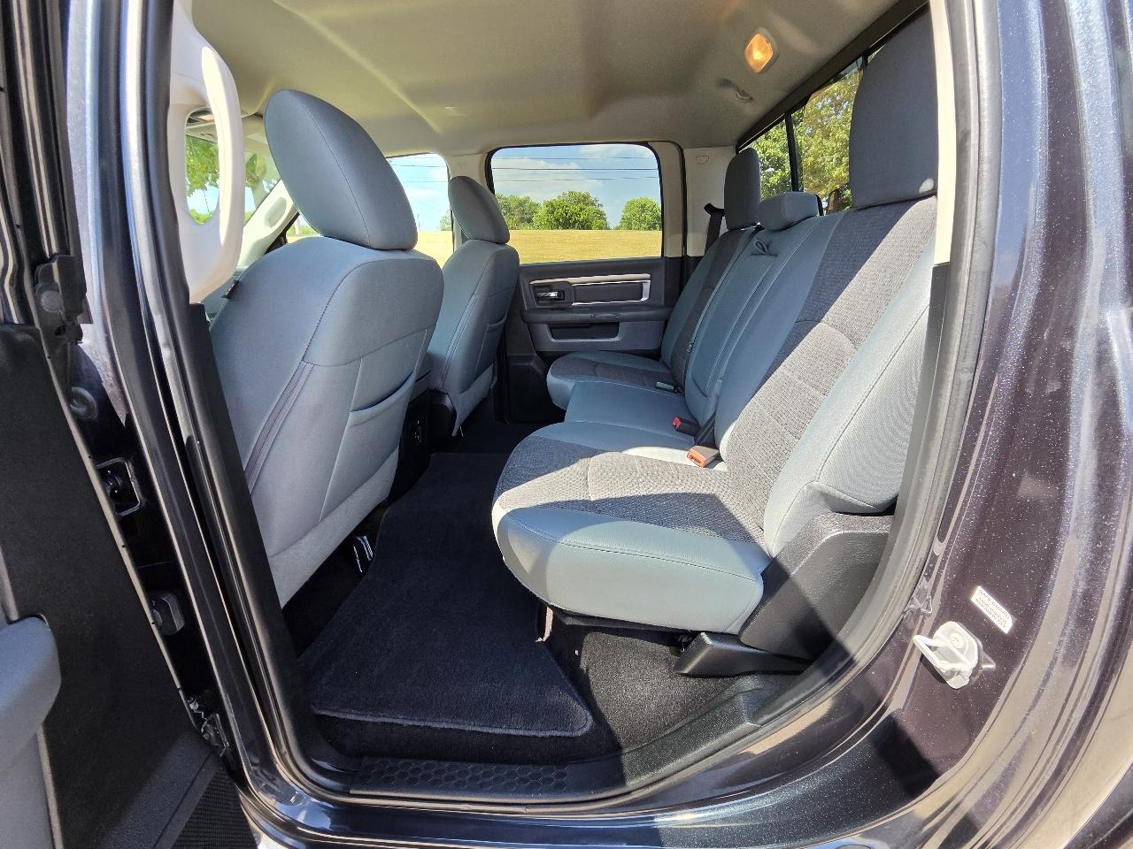 RAM 2500 Lone Star 4x4 Crew Cab 6'4" Box 2017