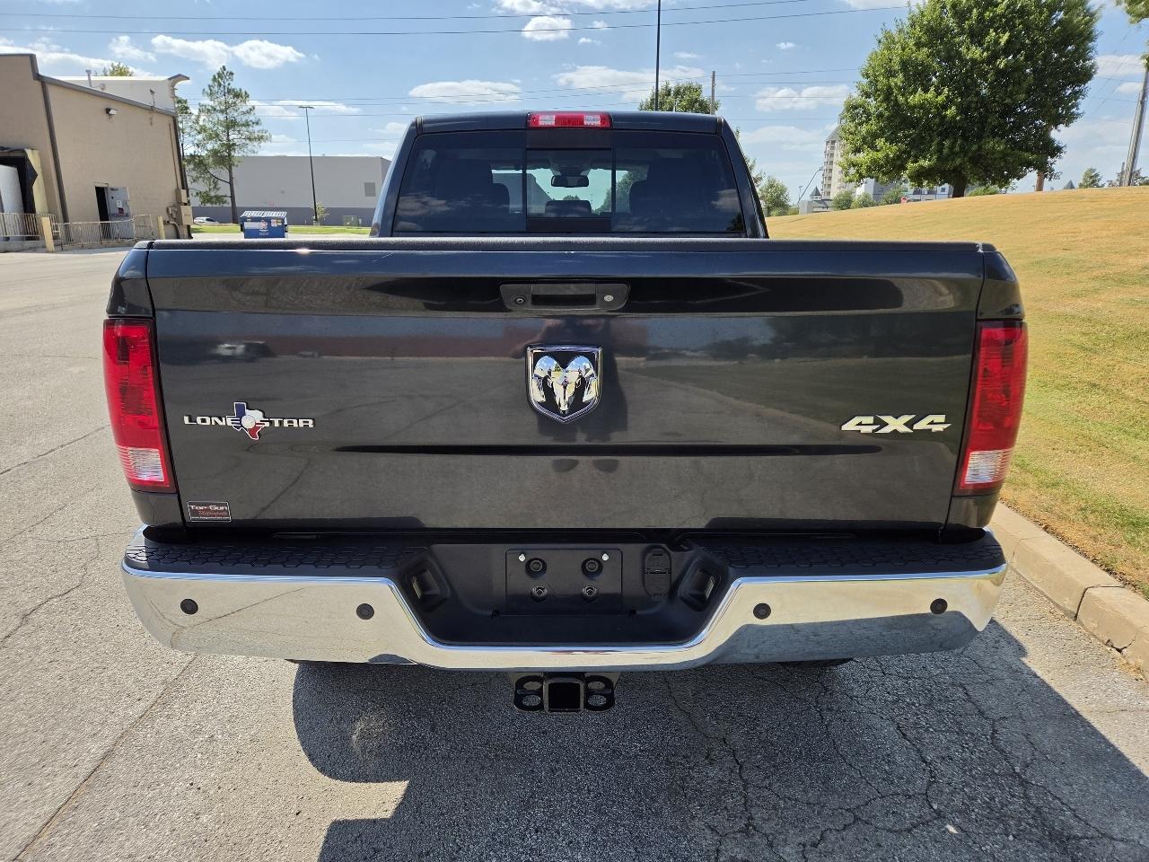 RAM 2500 Lone Star 4x4 Crew Cab 6'4" Box 2017