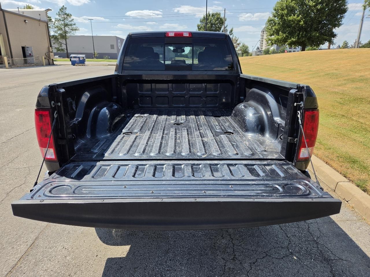 RAM 2500 Lone Star 4x4 Crew Cab 6'4" Box 2017