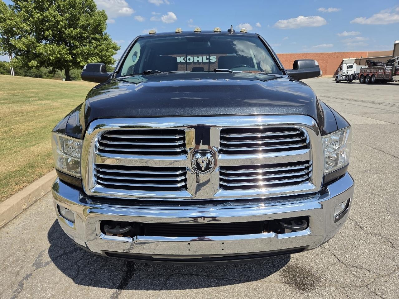 RAM 2500 Lone Star 4x4 Crew Cab 6'4" Box 2017