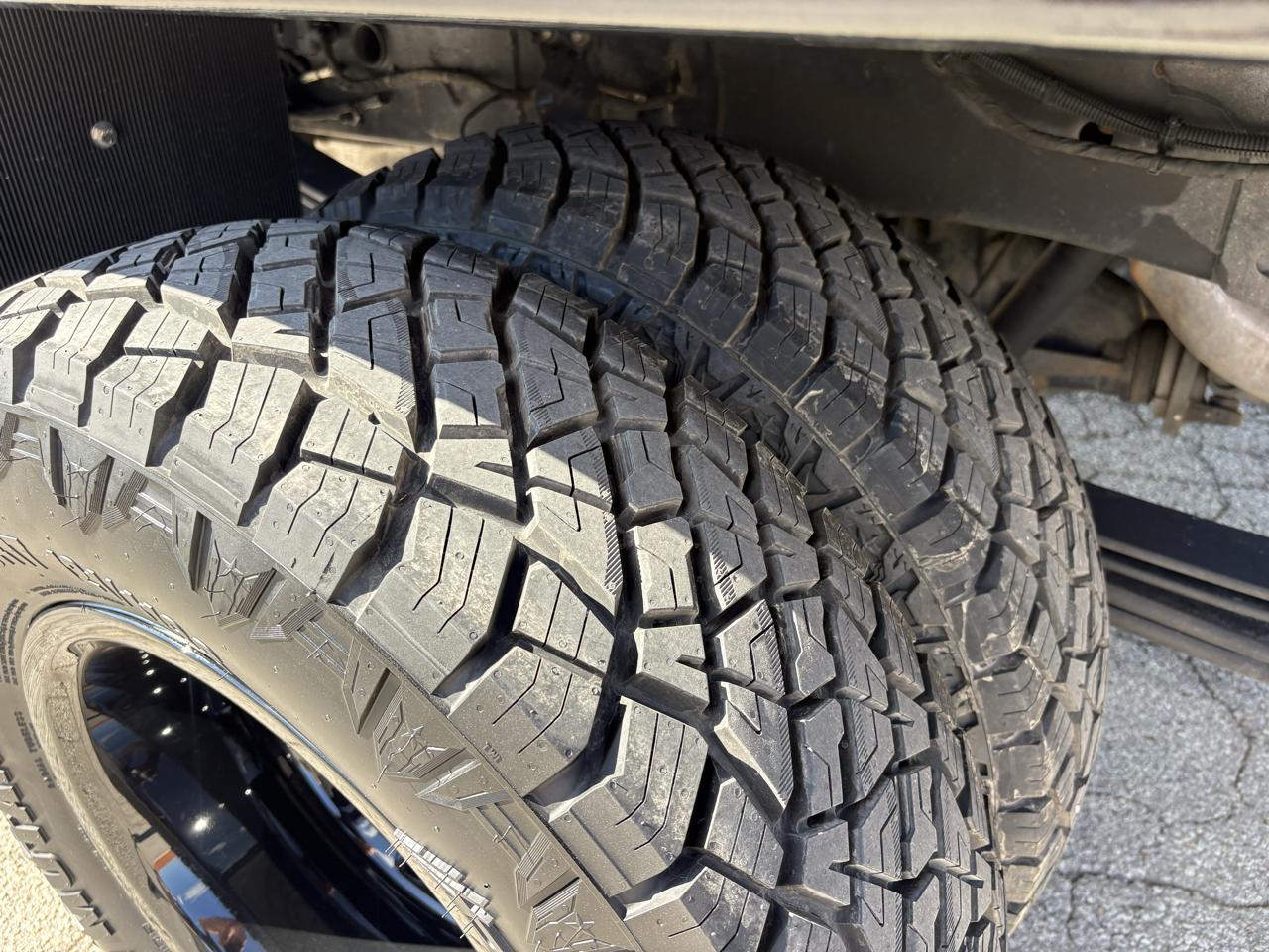 RAM 3500 Tradesman 4x4 Crew Cab 8' Box 2022