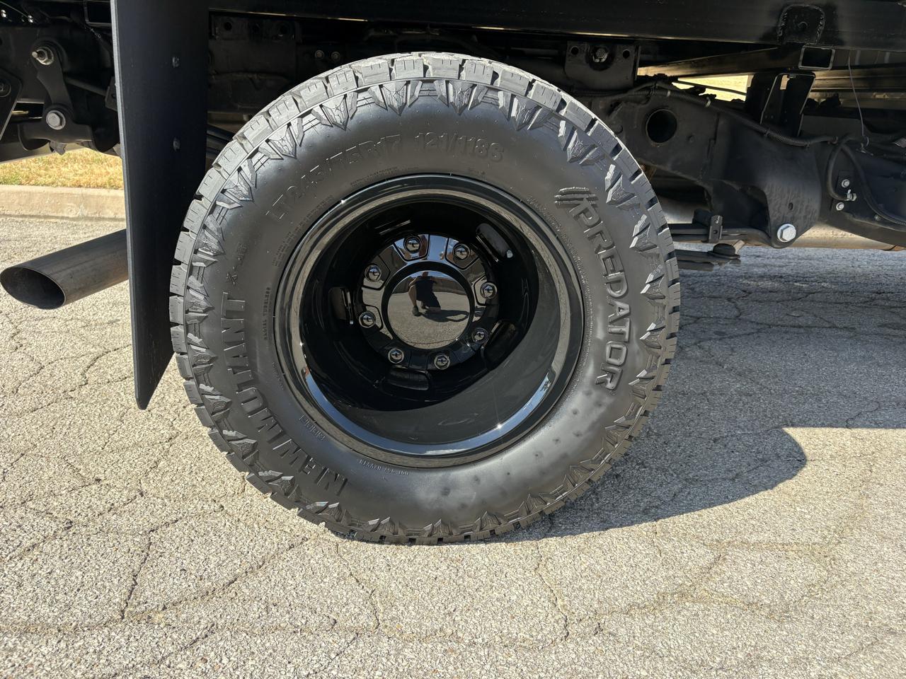 RAM 3500 Tradesman 4x4 Crew Cab 8' Box 2022