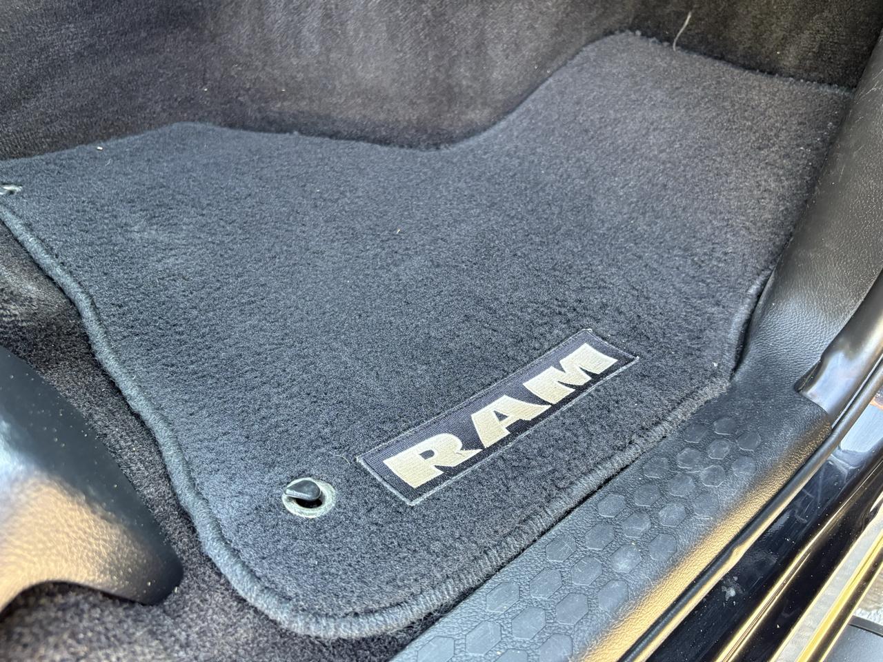 RAM 2500 Lone Star 4x4 Crew Cab 6'4" Box 2017