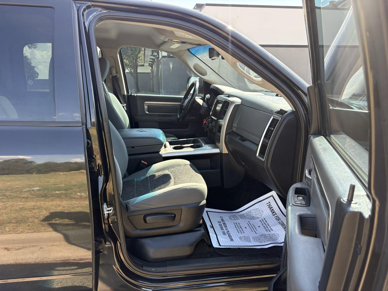 RAM 2500 Lone Star 4x4 Crew Cab 6'4" Box 2017