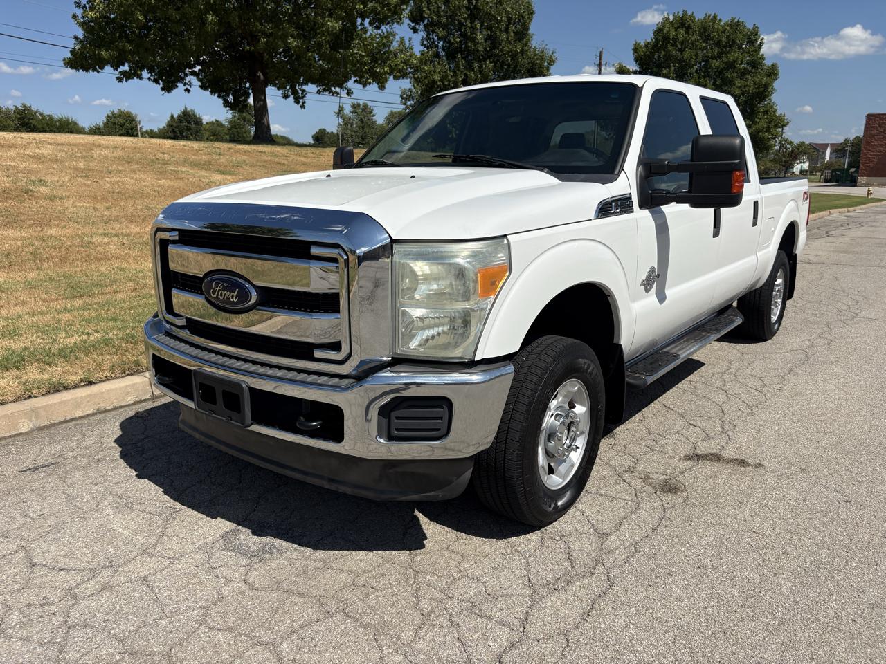 Ford Super Duty F-250 SRW 4WD Crew Cab 156" XLT 2012