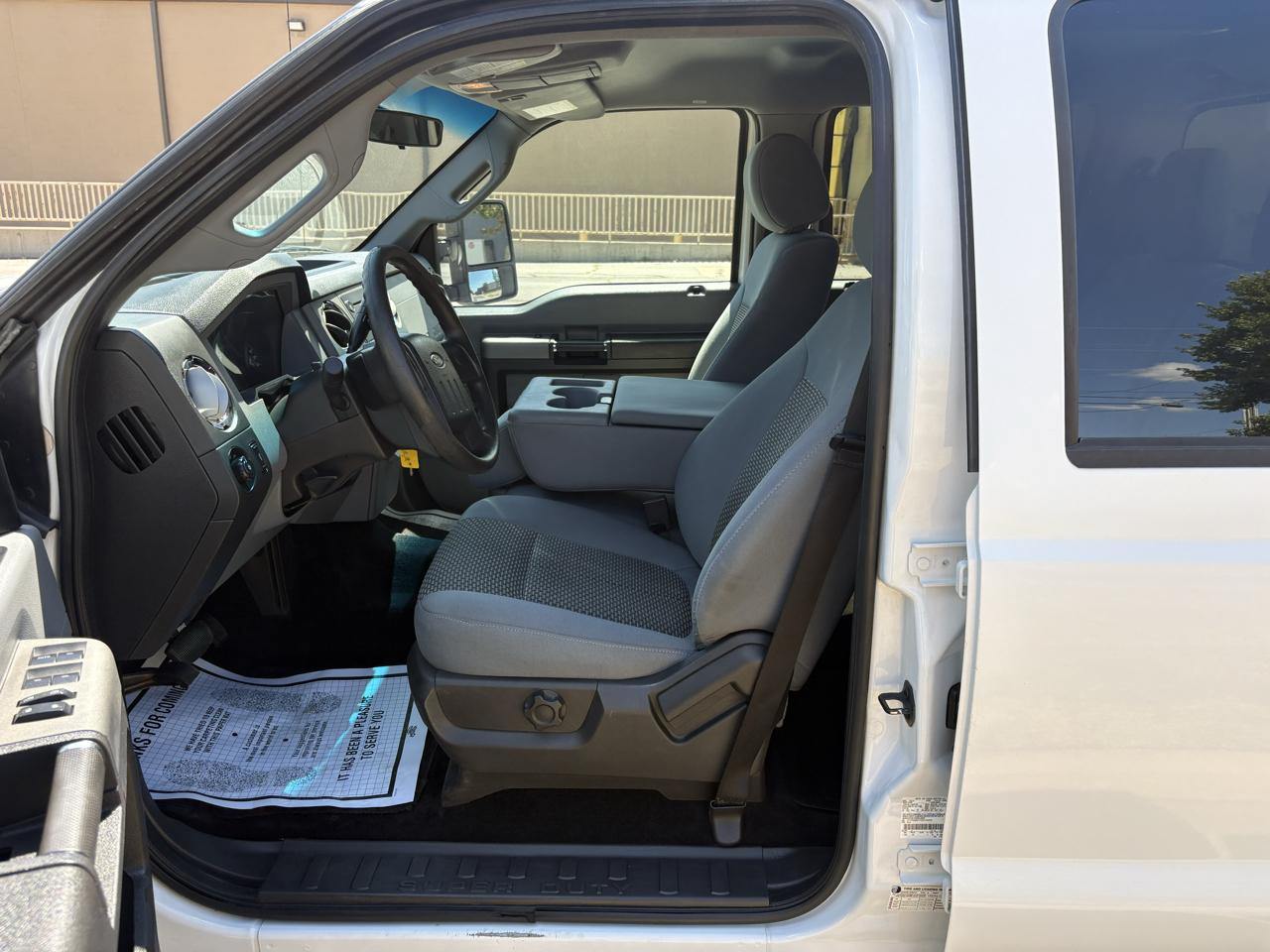 Ford Super Duty F-250 SRW 4WD Crew Cab 156" XLT 2012