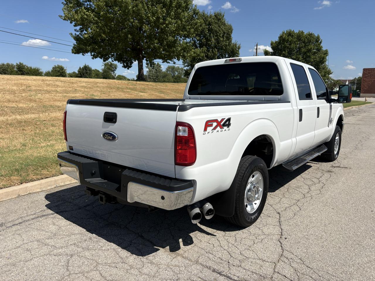 Ford Super Duty F-250 SRW 4WD Crew Cab 156" XLT 2012