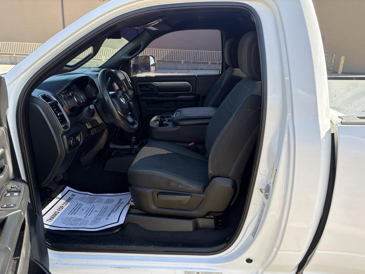 RAM 3500 Tradesman 4x4 Reg Cab 8' Box 2022