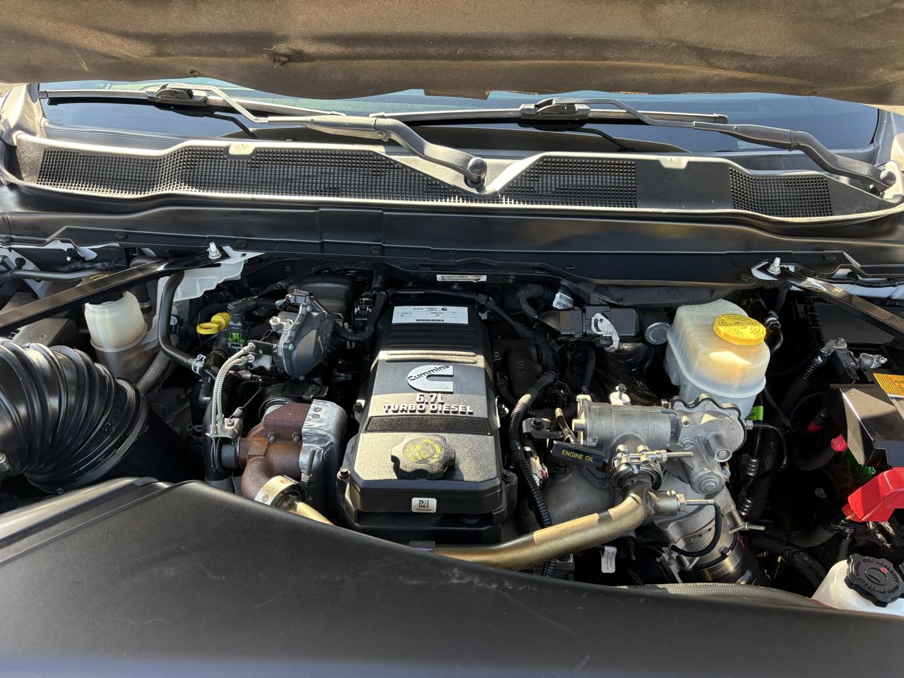 RAM 3500 Tradesman 4x4 Reg Cab 8' Box 2022