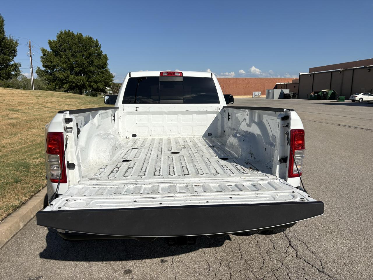 RAM 3500 Tradesman 4x4 Reg Cab 8' Box 2022