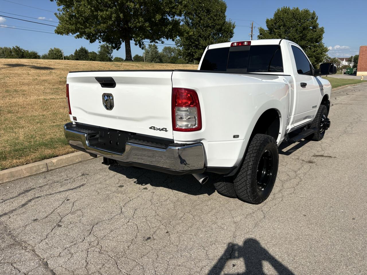 RAM 3500 Tradesman 4x4 Reg Cab 8' Box 2022