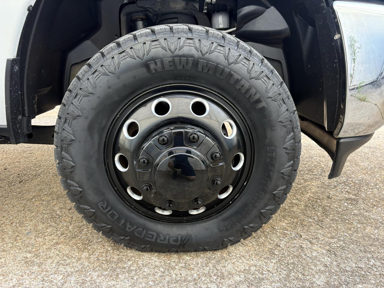 RAM 3500 Tradesman 4x4 Reg Cab 8' Box 2022