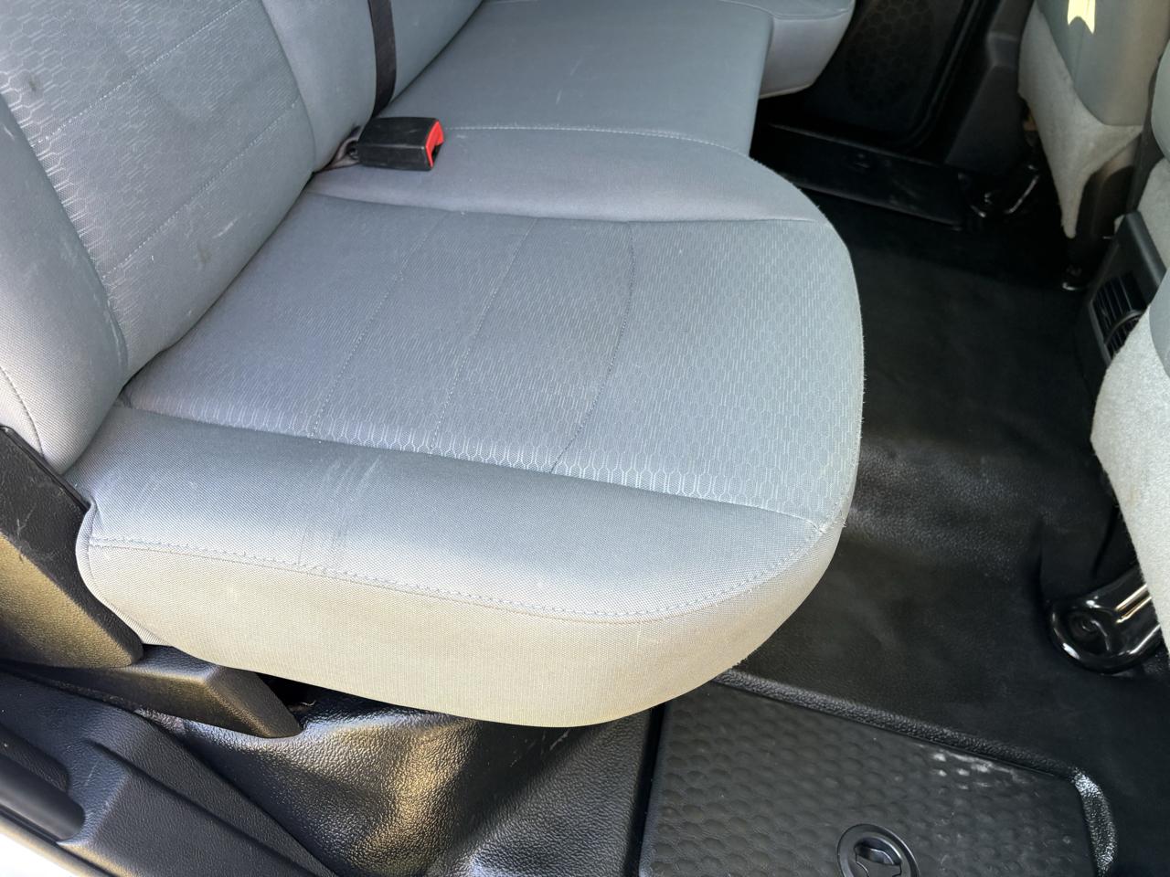 RAM 2500 Tradesman 4x4 Crew Cab 8' Box 2018