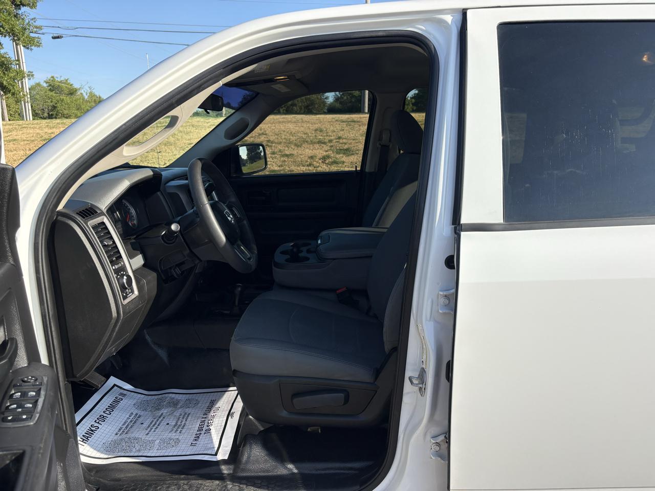RAM 2500 Tradesman 4x4 Crew Cab 8' Box 2018