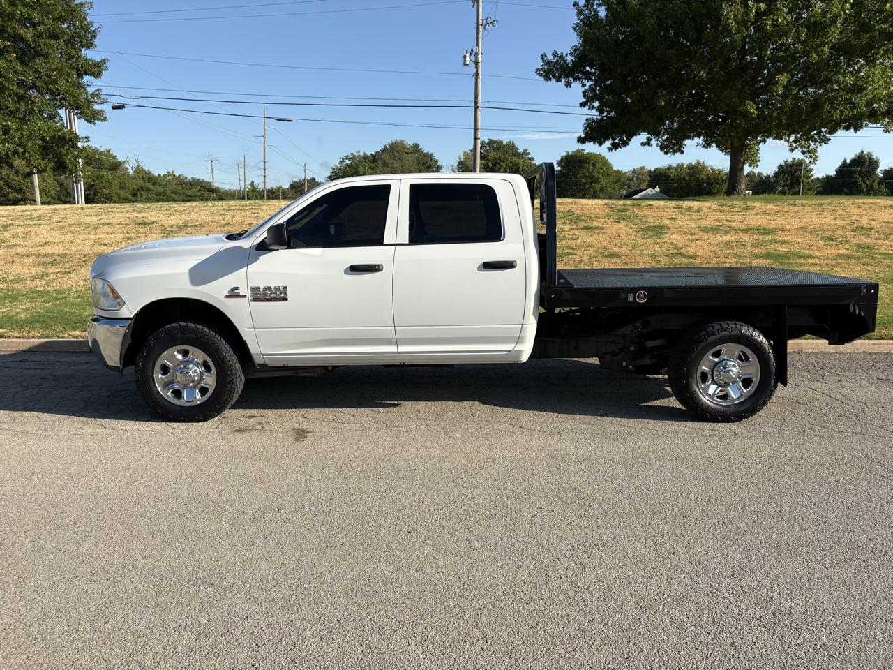 RAM 2500 Tradesman 4x4 Crew Cab 8' Box 2018