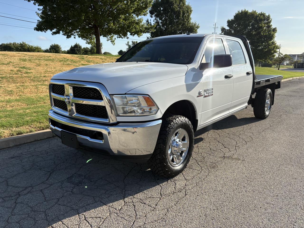 2018 RAM 2500 Tradesman 4x4 Crew Cab 8' Box