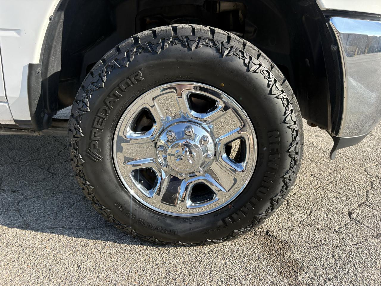 RAM 2500 Tradesman 4x4 Crew Cab 8' Box 2018