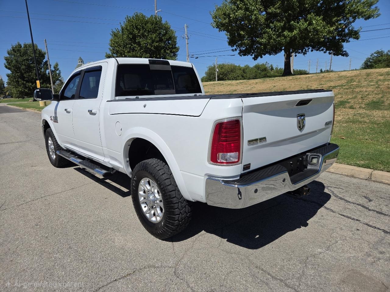 RAM 2500 4WD Crew Cab 149" Laramie 2015
