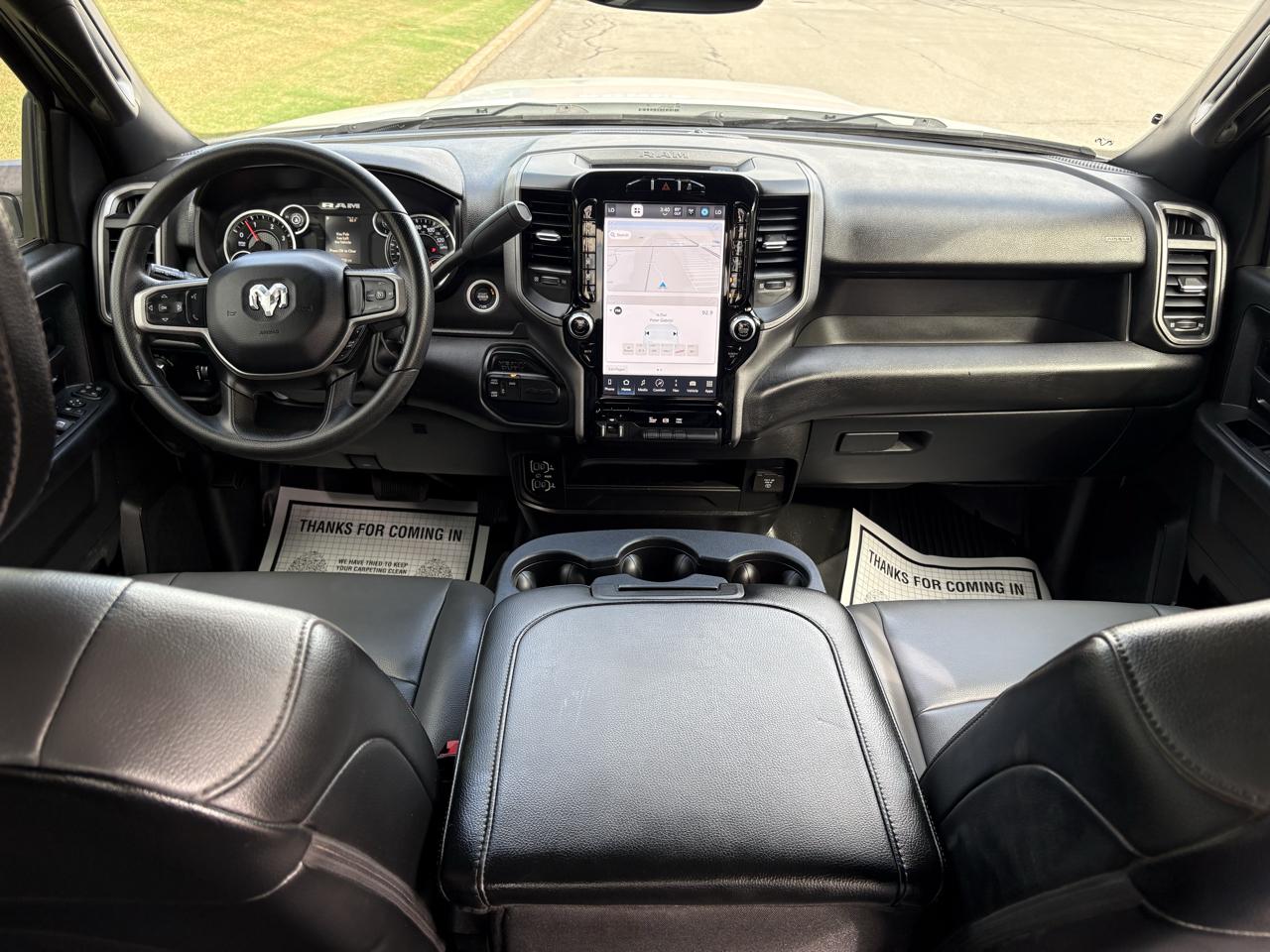 RAM 3500 Tradesman 4x4 Crew Cab 8' Box 2024